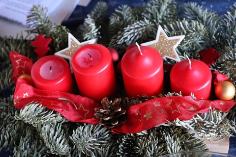 Advent arrangement with four candles During the Advent and pre-Christmas period, baking is a big