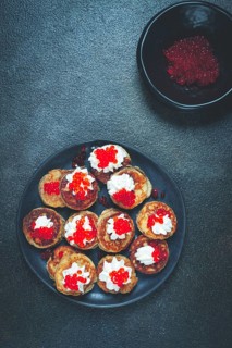 Demidoff pancakes, mini pancakes, with sour cream and red caviar, homemade, no people