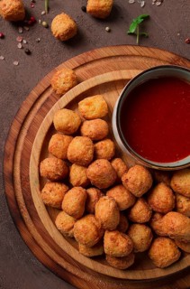 Chicken popcorn, deep fried, nuggets, close-up, rustic, no people