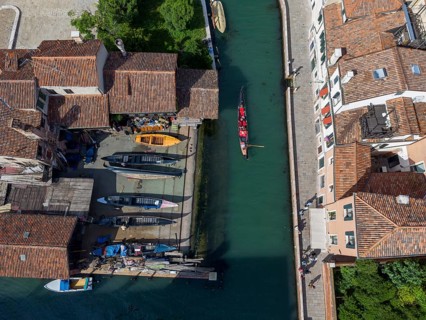 Gondelwerft Squero de San Trovaso am Rio San Trovaso im Stadtteil Dorsoduro, Venedig, Veneto,