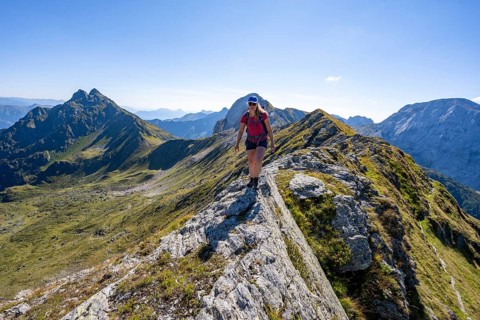 Hiker on the Carnic High Trail, Carnic Main Ridge, Carnic Alps, Carinthia, Austria, Europe