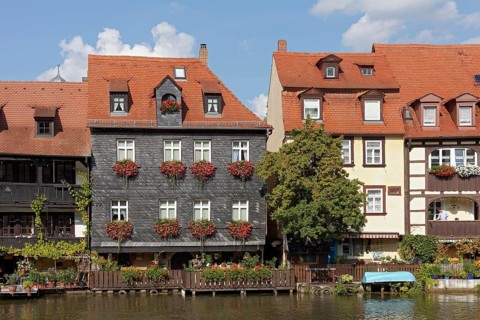 Idyllic residential buildings on the Regnitz, former fishermen's settlement, Little Venice Bamberg,