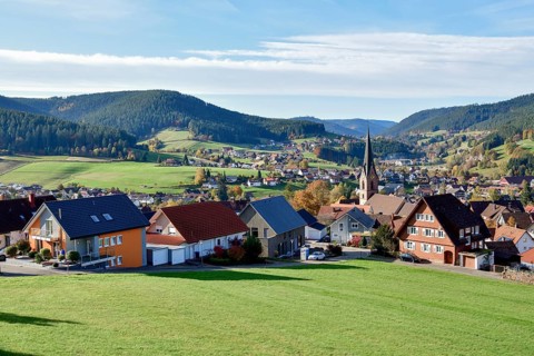 View of Baiersbronn with St. Mary's Church, Freudenstadt district, Black Forest, Baden-Württemberg,