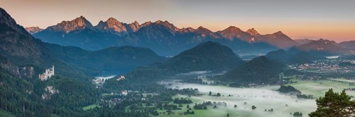 Neuschwanstein Castle, Hohenschwangau near Füssen, Ostallgäu, Allgäu, Bavaria, Germany, Europe