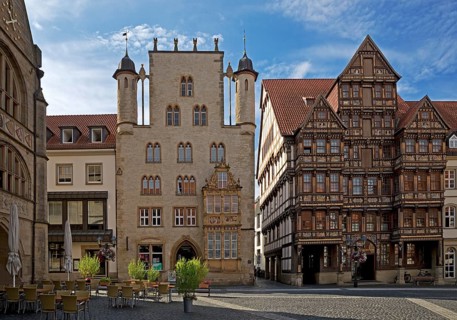 Historic market square with Tempelhaus and Wedekindhaus, Old Town, Hildesheim, Lower Saxony,