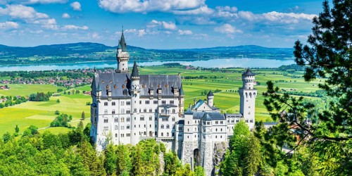 Neuschwanstein Castle near Hohenschwangau, Romantic Road, Ostallgäu, Bavaria, Germany, Europe