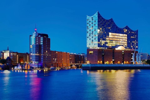 Elbe Philharmonic Hall and Columbus Haus in the evening, Hafencity, Hamburg, Germany, Europe