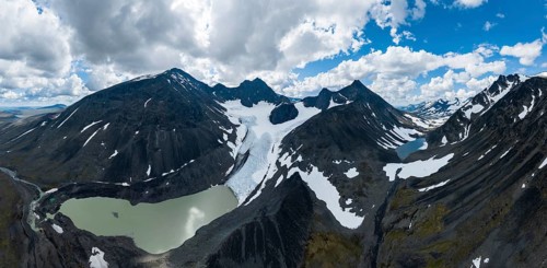 Kaskasavagge valley with Kaskapakte glacier and mountains, Kaskasatjåkka mountain, Kuopertjåkka and