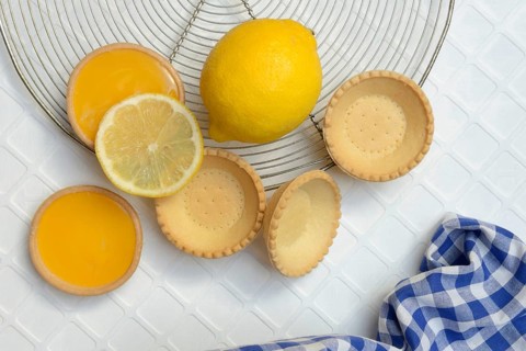 Lemon tartlet and pre-made tartlet base, tartelette, lemon