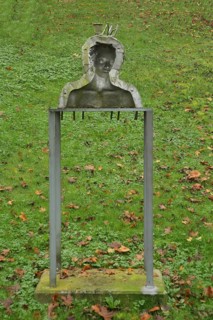 Sculpture Aus der Stille by Ubbo Enninga 2006, head, 3D effect, spatial, three-dimensional,