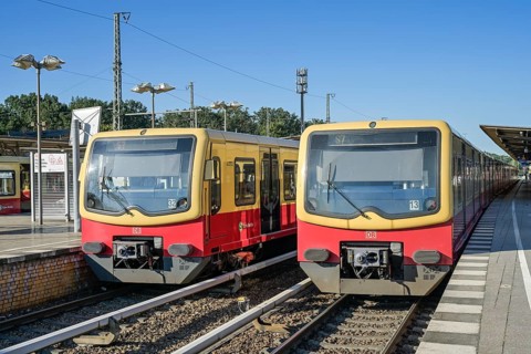 S7, S-Bahn trains at Wannsee station, Steglitz-Zehlendorf, Berlin, Germany, Europe