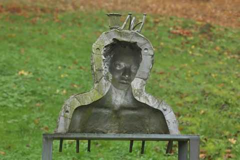 Sculpture Aus der Stille by Ubbo Enninga 2006, head, 3D effect, spatial, three-dimensional,