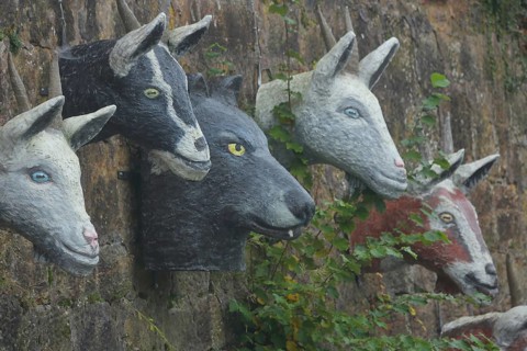 Sculptures by Pasquale Ippolito on the Brothers Grimm fairy tale The Wolf and the Seven Little