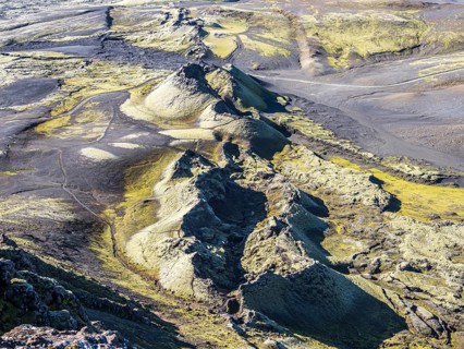 Moss-covered Laki crater or Lakagígar, series of craters, interior highlands of Iceland, Suðurland,