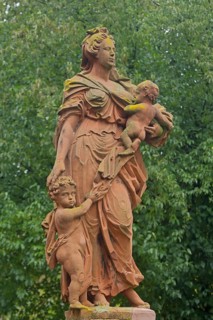 Sculpture by the baroque sculptor Johann Friedrich Joseph Sommer on virtue : love, caritas, female