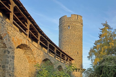 Historic town wall with battlements and witches' tower, town fortifications, Butzbach, Wetterau,