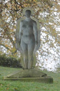Sculpture Day and Night by Ubbo Enninga, female figure, 3D effect, three-dimensional,