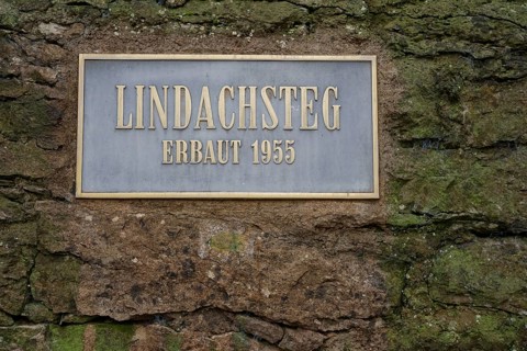 Sign Lindachsteg, bridge, footbridge, pedestrian bridge, Kochertal, Kocher, Schwäbisch Hall,