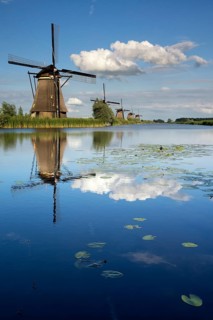 The windmills of Kinderdijk are one of the Dutch UNESCO world heritage sites