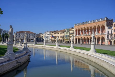Prato della Valle, Padua, Province of Padua, Italy, Europe
