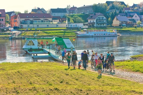 Diesbar Seußlitz ferry