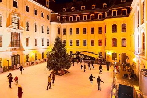 Ice skating at the Taschnebergpalais Hotel Kempinski