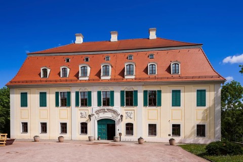 Siebeneichen Castle in Meissen was built in the 16th century by Ernst von Miltitz