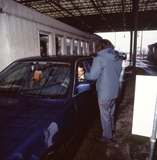 Customs activities, here on 29.11.1994 in Pomellen, on the German-Polish border, Germany, Europe