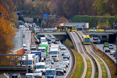 Motorway A40, Ruhrschnellweg, in Essen, route through the city centre, is affected by a possible