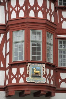 Bay window of the half-timbered house Restaurant Zum goldenen Deer, Kornmarkt, Old Town, Limburg,