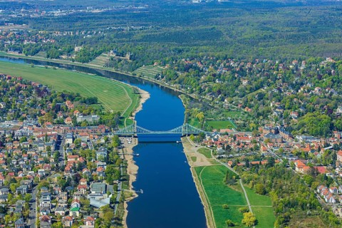 DEU Saxony Dresden (© Sylvio Dittrich +49 1772156417) Blue Wonder