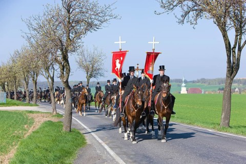 Every year at Easter there are about 5 processions in Lusatia, each with about 200 riders. The