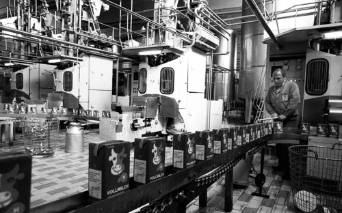 Milk processing at Westmilch on 20.05.1980 in Bochum, Germany, Europe