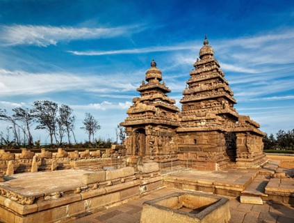 Famous Tamil Nadu landmark, Shore temple, world heritage site in Mahabalipuram, Tamil Nadu, India,