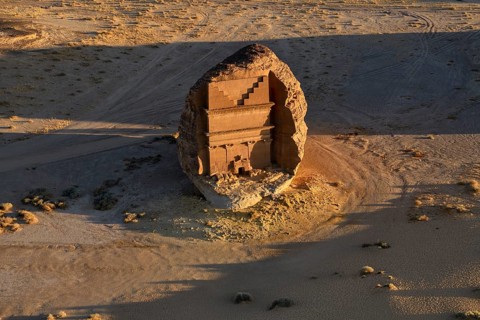 Qasr Al-Farid, 2000-year-old tomb of the Nabataeans, aerial view, Hegra or Madain Salih, AlUla