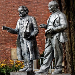 Statues of Karl Marx and Vladimir Ilyich Lenin in front of the Central Committee of the MLPD,