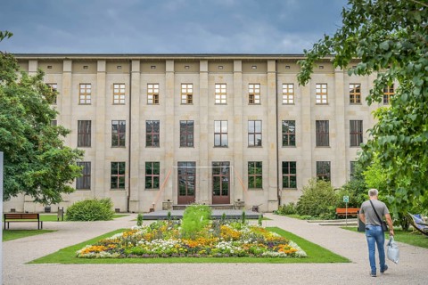 National Museum, Muzeum Narodowe, al. Jerozolimskie, Warsaw, Mazovian Voivodeship, Poland, Europe