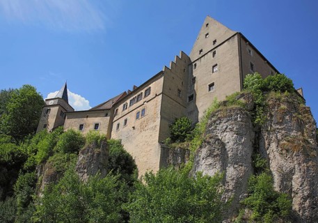 Wiesentfels Castle, rock castle above the Wiesentfels district of the town of Hollfeld, Franconian