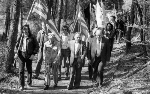 In memory of the 68 victims of the Gestapo who were shot in the Wenzelberg gorge on 13.04.1945,