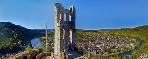 Ruin of Grevenburg Castle with panoramic view of the Moselle, Traben-Trarbach, Middle Moselle,