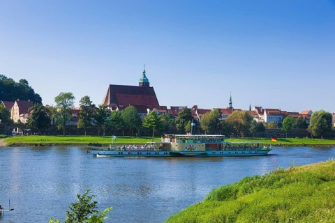 Elbe steamer Pirna in front of Pirna Pirna is a large district town and the administrative centre