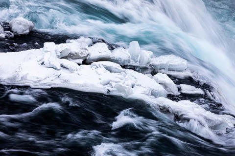 Icefall obstructs the flow of the river Skialfandafljot, Northern Iceland Eyestra, Iceland, Europe