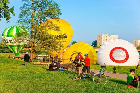 Dresden hot air balloon launches on the banks of the Neustadt Elbe