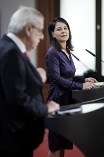 Annalena Bärbock, Federal Foreign Minister, and Alberto van Klaveren Stork, Foreign Minister of
