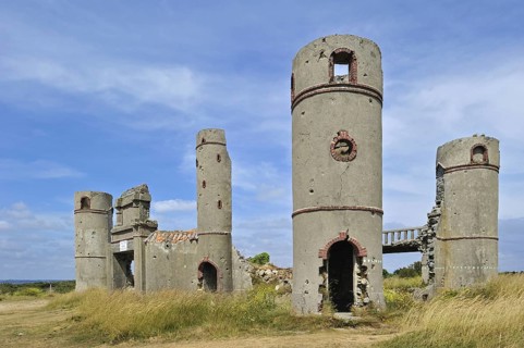 Ruins of the Manoir de Coecilian of the French poet Saint-Pol-Roux, Paul-Pierre Roux in