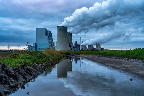 Neurath lignite-fired power station, power station units A, E, cooling towers, town of