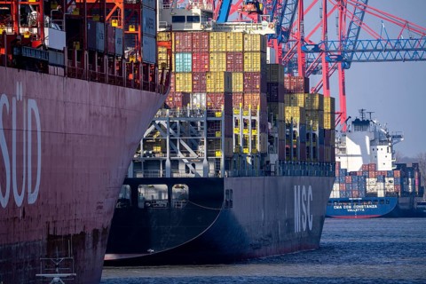 Port of Hamburg, Waltershofer Hafen, EUROGATE Container Terminal, container freighter Cap San