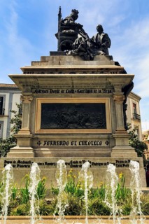 Monument with bronze sculpture of Queen Isabella I and Christopher Columbus, fountain, Plaza Isabel