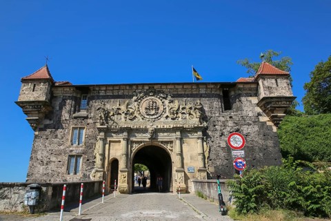 Gate portal, lower castle gate, stone figures, decoration, relief, columns, Hohentübingen Castle,