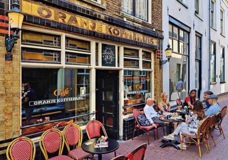 Street café, Oranje Koeffiehus, Pedestrian zone, Citylife, Old town, Arnhem, Province of